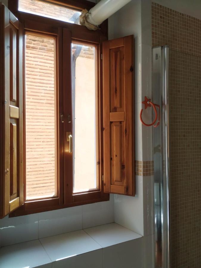 Bonito Apartamento Con Encanto En Casco Antiguo Ron 7 Valenciayole Apartment ภายนอก รูปภาพ
